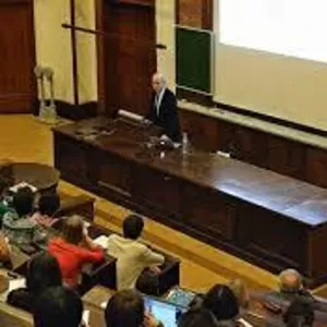 В Оптово-коммерческую компанию требуется преподаватель-лектор