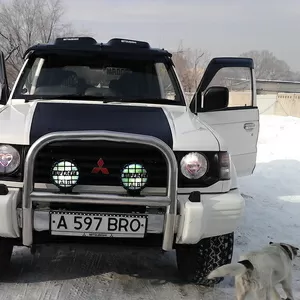 Срочно Продам Pajero 8300 .2.5 1992г