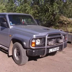 продам автомобиль Nissan Patrol 